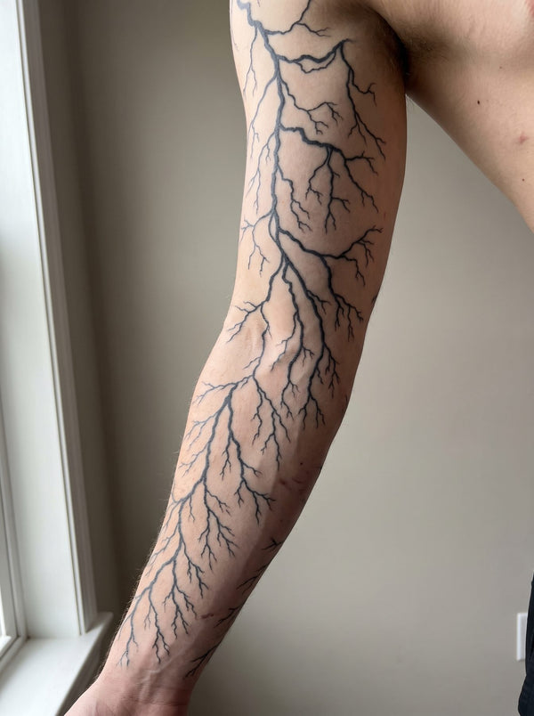 Lightning Sleeve