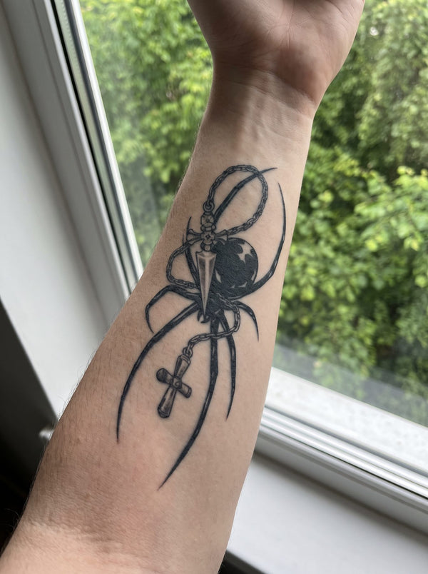 Spider Chain Inspired By Hunter